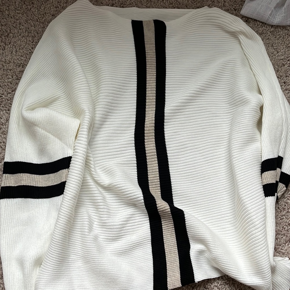 Offwhite sweater